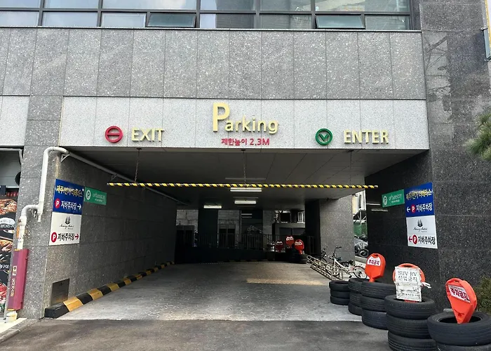 Urbanstay Jeju Airport