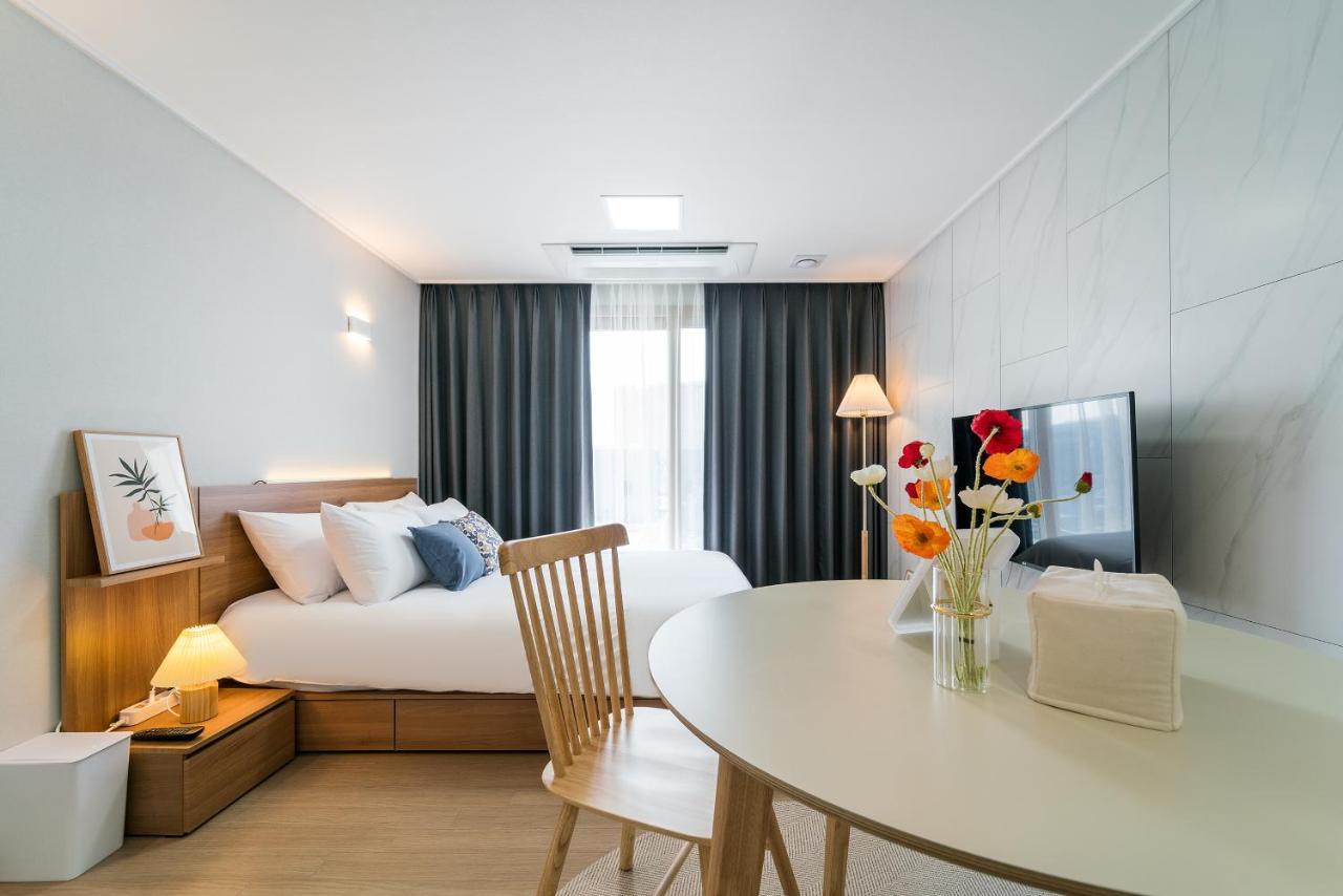 Apartment Urbanstay Airport
